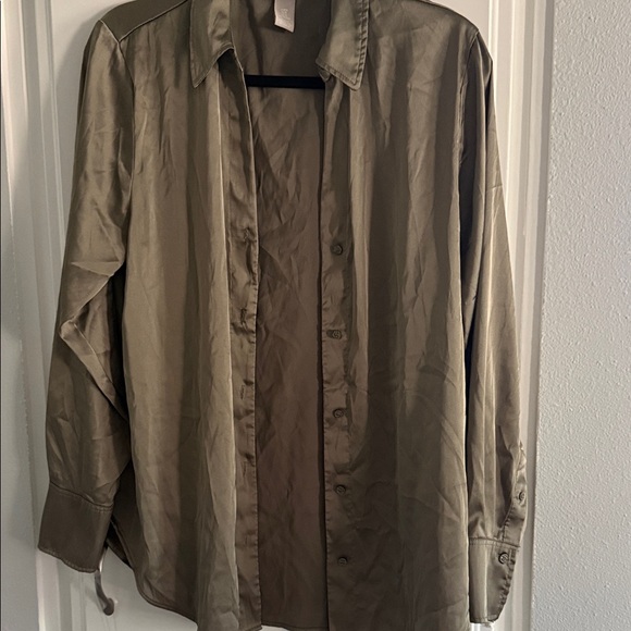 H&M Tops - H&M olive green satin top long sleeve
